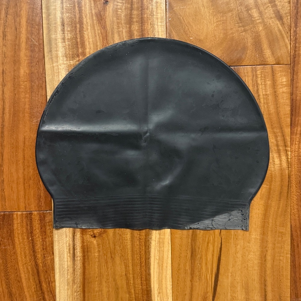 Nike HydraStrong One-Piece Swimsuit - Picture 6 of 11